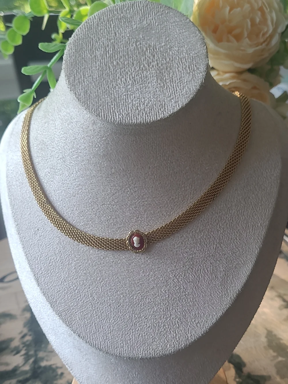 vintage Park Lane gold-tone mesh cameo choker necklace